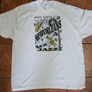 🎼 New Orleans French quarter T-shirt🎼